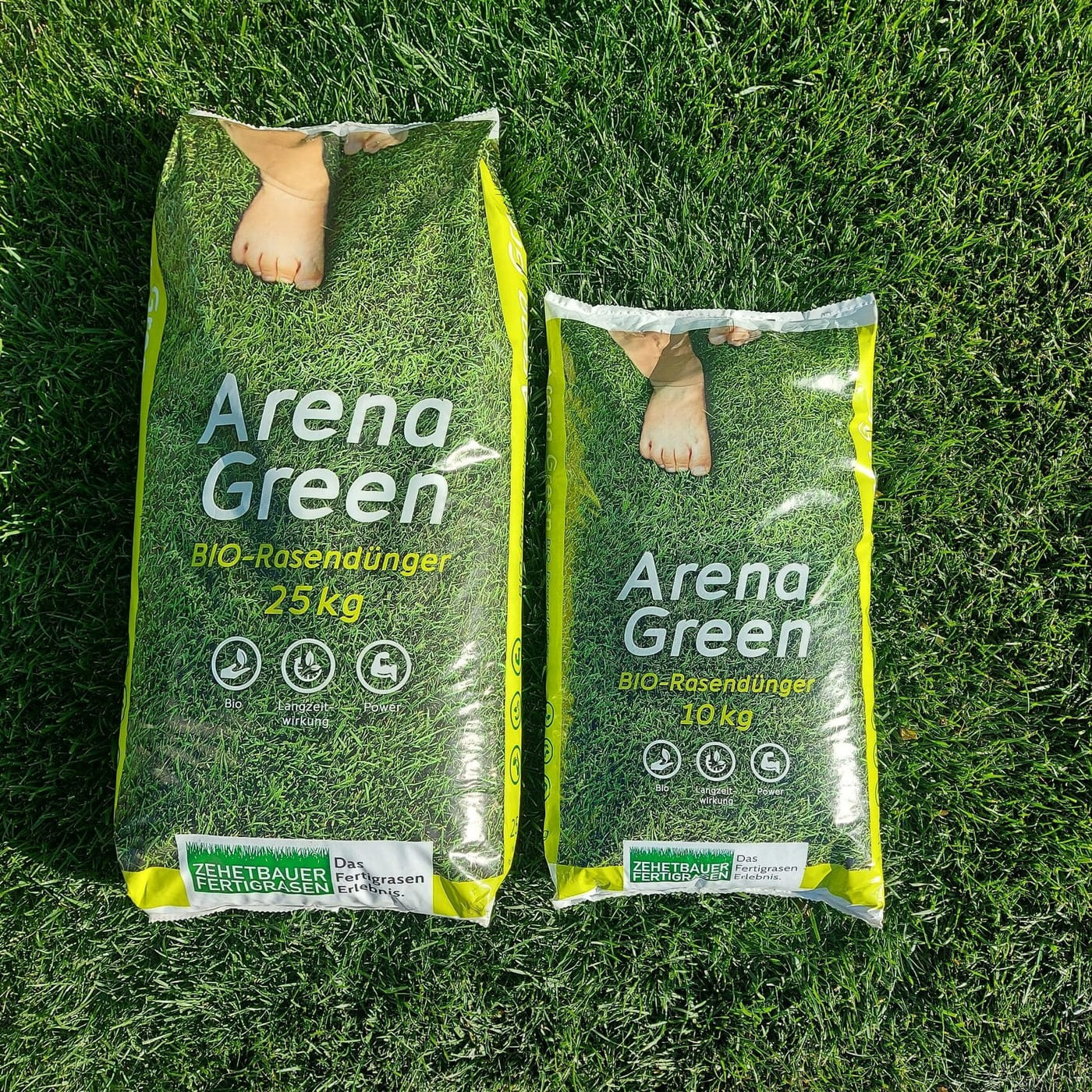 BIO-Rasendünger, 25 kg und 10 kg, von Arena Green.